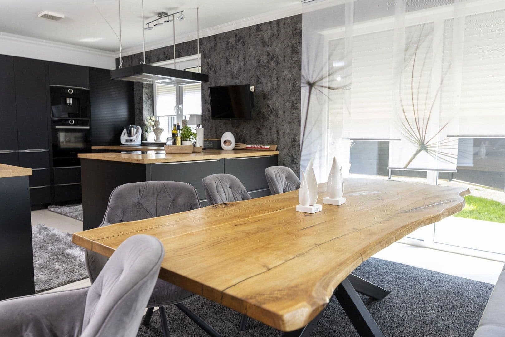 Predaj domu 367 m², pozemek 950 m², Hiddenhausen, Severné Porýnie - Westfálsko Predaj domu 367 m², pozemek 950 m², Hiddenhausen, Severné Porýnie - Westfálsko