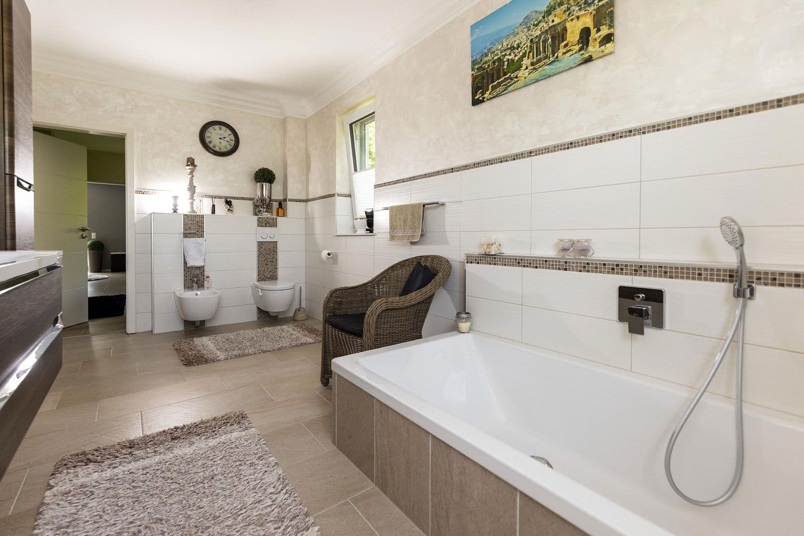 Predaj domu 367 m², pozemek 950 m², Hiddenhausen, Severné Porýnie - Westfálsko Predaj domu 367 m², pozemek 950 m², Hiddenhausen, Severné Porýnie - Westfálsko