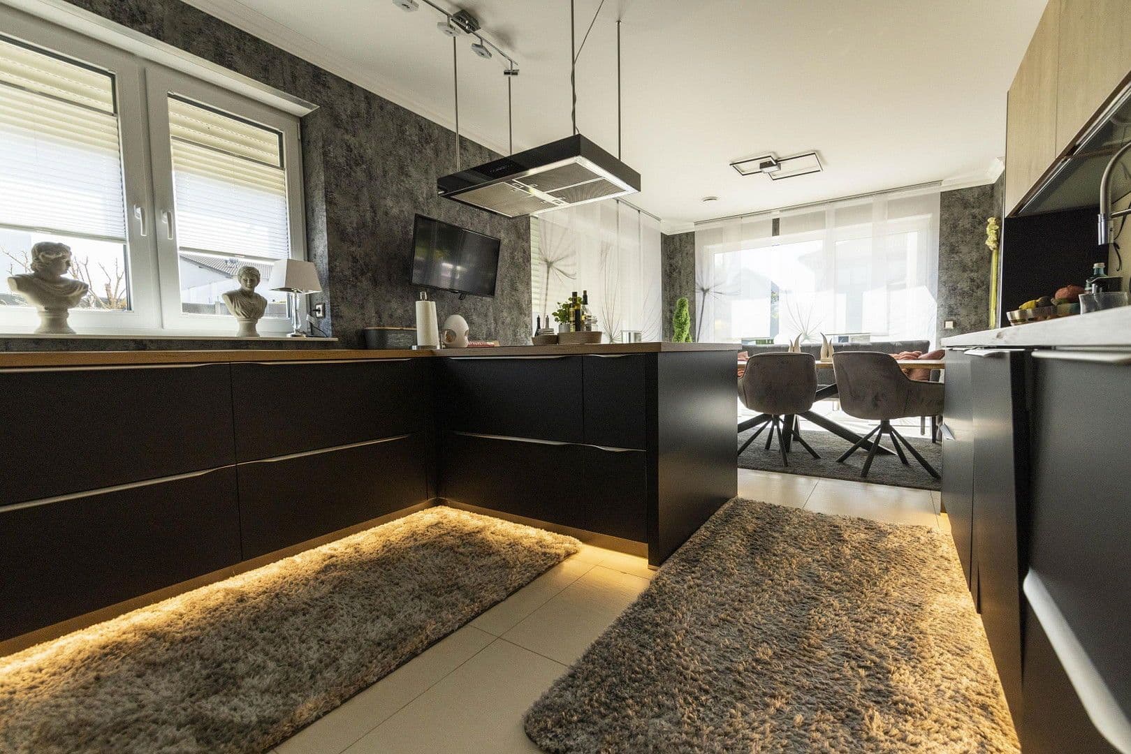 Predaj domu 367 m², pozemek 950 m², Hiddenhausen, Severné Porýnie - Westfálsko Predaj domu 367 m², pozemek 950 m², Hiddenhausen, Severné Porýnie - Westfálsko