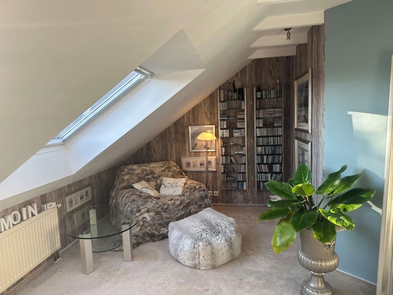 Predaj domu 194 m², pozemek 480 m², Langenhagen, Dolné Sasko Predaj domu 194 m², pozemek 480 m², Langenhagen, Dolné Sasko