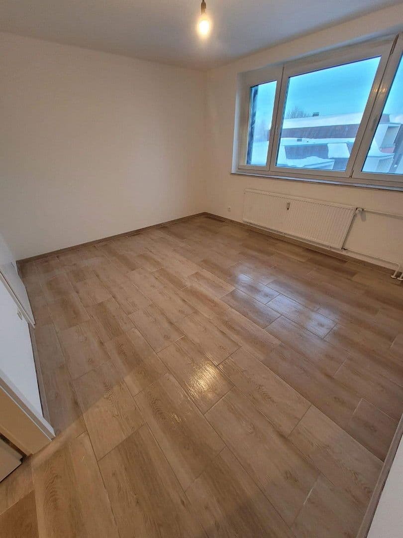 Predaj bytu 4-izbový 100 m², Hannover, Dolné Sasko Predaj bytu 4-izbový 100 m², Hannover, Dolné Sasko