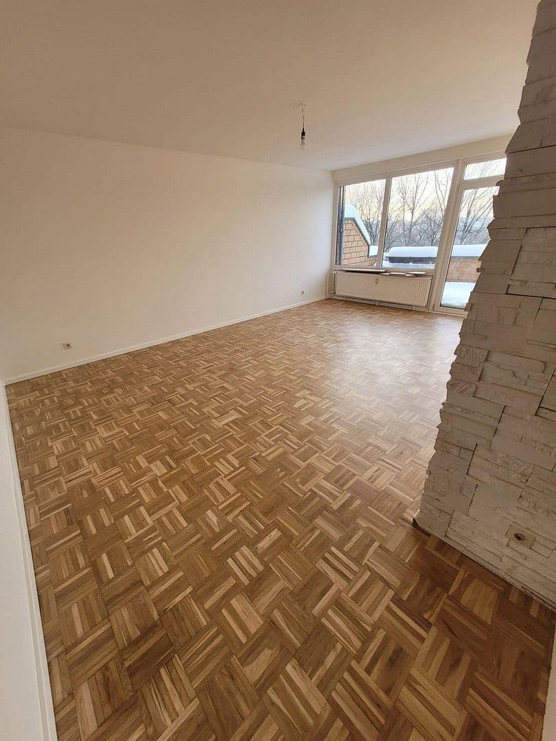 Predaj bytu 4-izbový 100 m², Hannover, Dolné Sasko Predaj bytu 4-izbový 100 m², Hannover, Dolné Sasko
