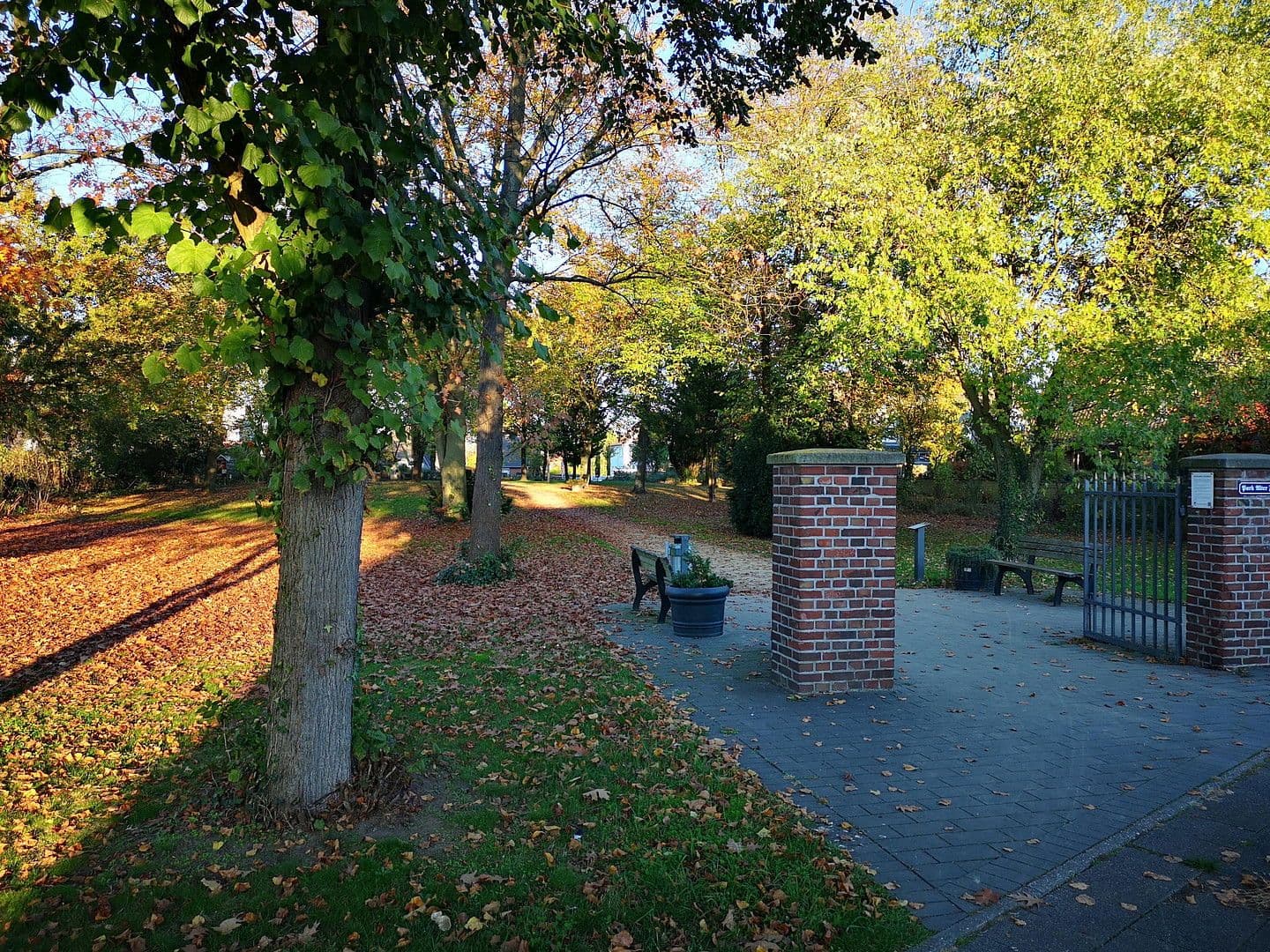 Prenájom bytu 2-izbový 58 m², Elisabethstr. 8, Neuss, Severné Porýnie - Westfálsko Prenájom bytu 2-izbový 58 m², Elisabethstr. 8, Neuss, Severné Porýnie - Westfálsko