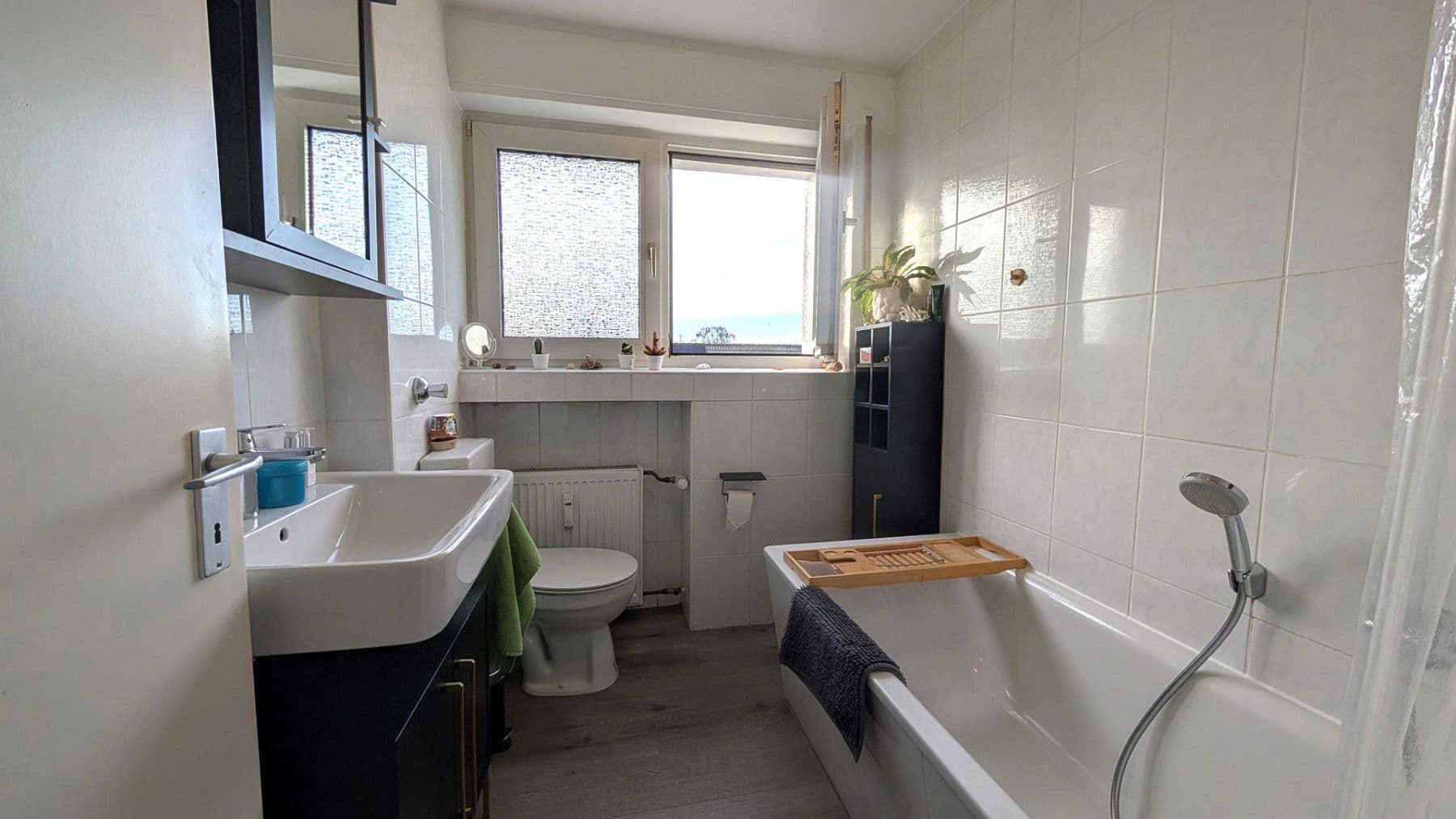 Prenájom bytu 2-izbový 58 m², Elisabethstr. 8, Neuss, Severné Porýnie - Westfálsko Prenájom bytu 2-izbový 58 m², Elisabethstr. 8, Neuss, Severné Porýnie - Westfálsko