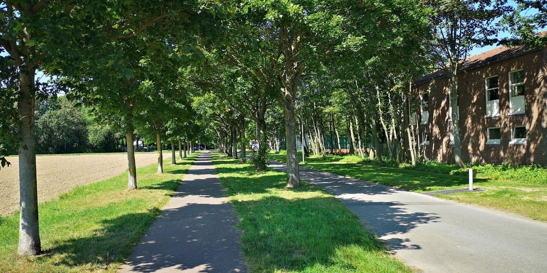 Prenájom bytu 2-izbový 58 m², Elisabethstr. 8, Neuss, Severné Porýnie - Westfálsko Prenájom bytu 2-izbový 58 m², Elisabethstr. 8, Neuss, Severné Porýnie - Westfálsko