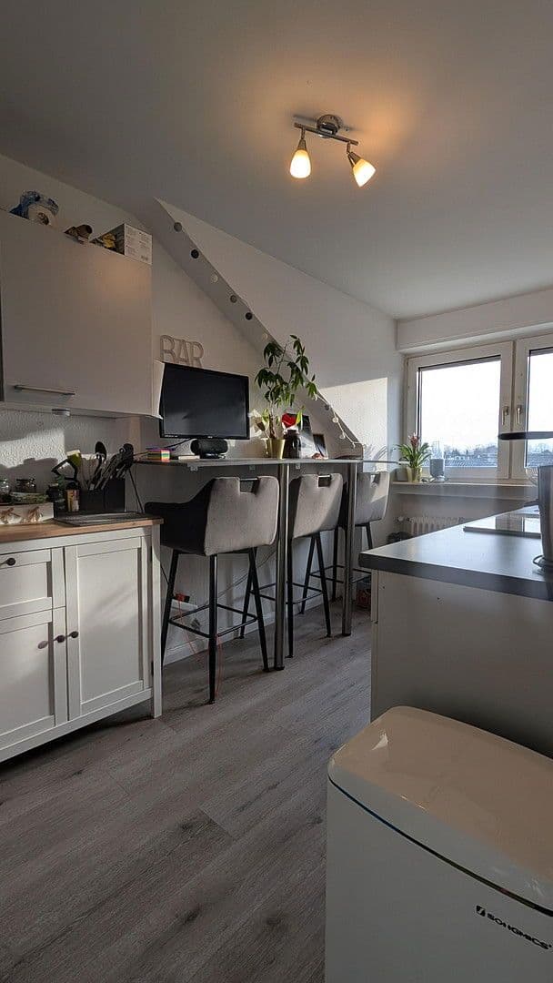 Prenájom bytu 2-izbový 58 m², Elisabethstr. 8, Neuss, Severné Porýnie - Westfálsko Prenájom bytu 2-izbový 58 m², Elisabethstr. 8, Neuss, Severné Porýnie - Westfálsko