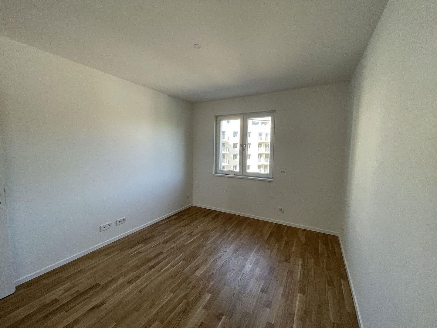 Prenájom bytu 4-izbový 93 m², Torgauer Str. 44a, Leipzig, Sasko Prenájom bytu 4-izbový 93 m², Torgauer Str. 44a, Leipzig, Sasko