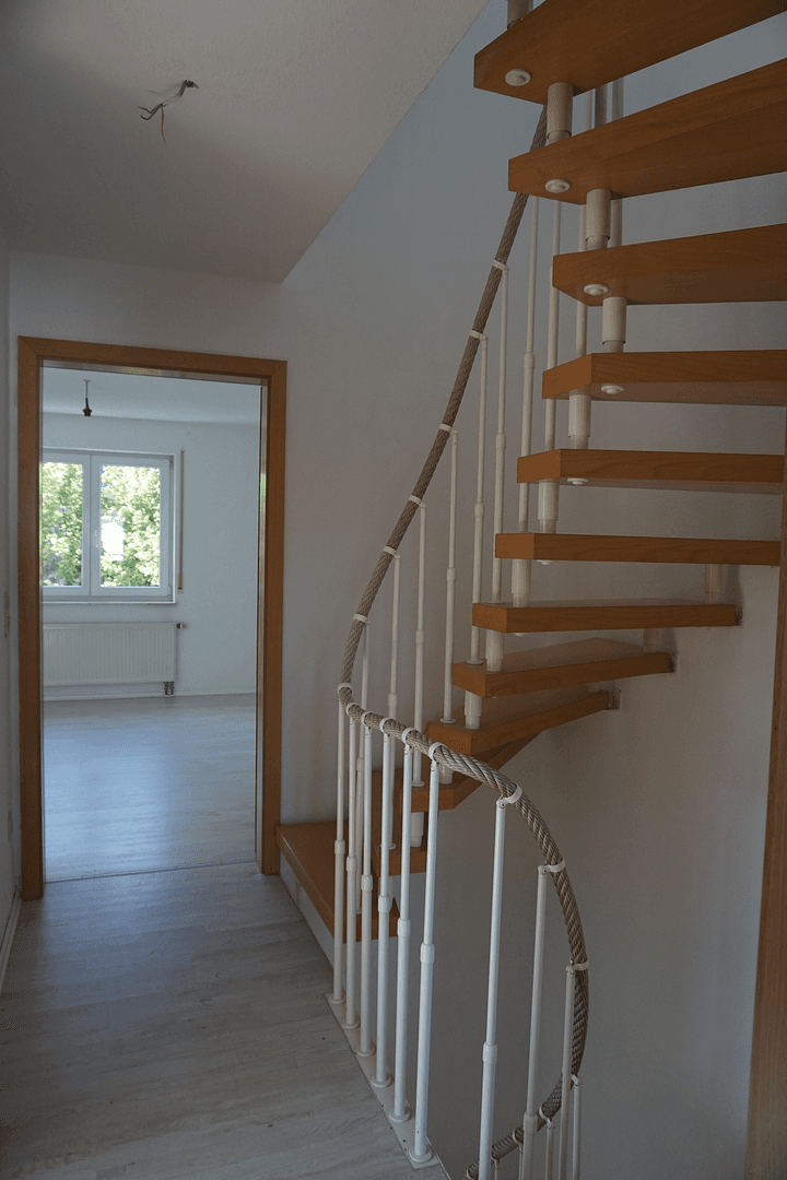 Predaj domu 135 m², pozemek 251 m², Schorndorf, Bádensko-Wurttembersko Predaj domu 135 m², pozemek 251 m², Schorndorf, Bádensko-Wurttembersko