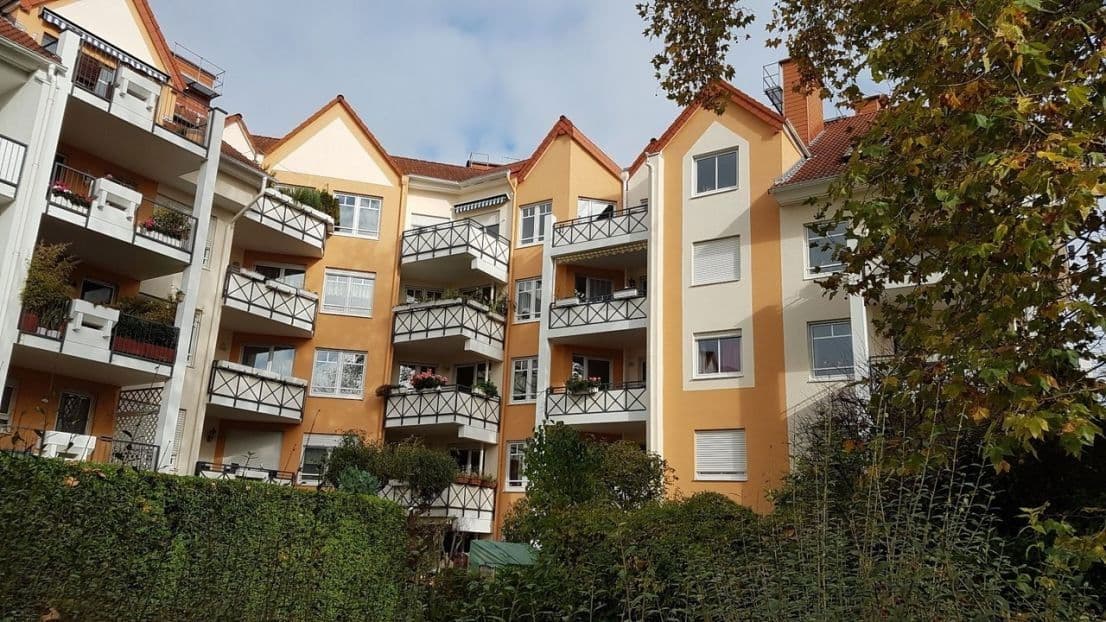 Prenájom bytu 3-izbový 83 m², Frankfurt am Main, Hesensko Prenájom bytu 3-izbový 83 m², Frankfurt am Main, Hesensko