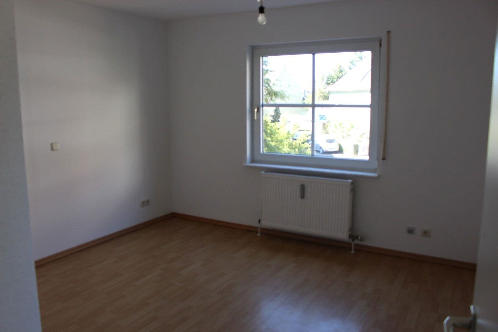 Prenájom bytu 3-izbový 83 m², Frankfurt am Main, Hesensko Prenájom bytu 3-izbový 83 m², Frankfurt am Main, Hesensko