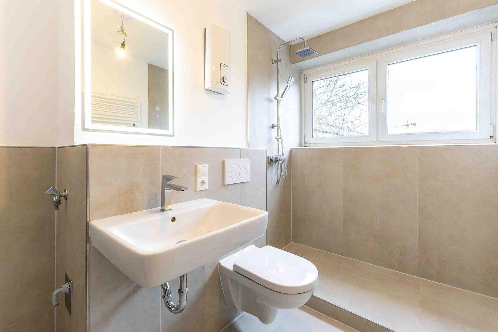 Predaj bytu 3-izbový 70 m², Koblenz, Porýnie-Falcko Predaj bytu 3-izbový 70 m², Koblenz, Porýnie-Falcko