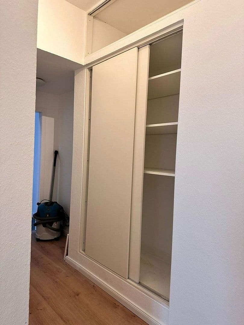 Prenájom bytu 1-izbový 23 m², Kohlhökerstrasse, Bremen, Brémy Prenájom bytu 1-izbový 23 m², Kohlhökerstrasse, Bremen, Brémy