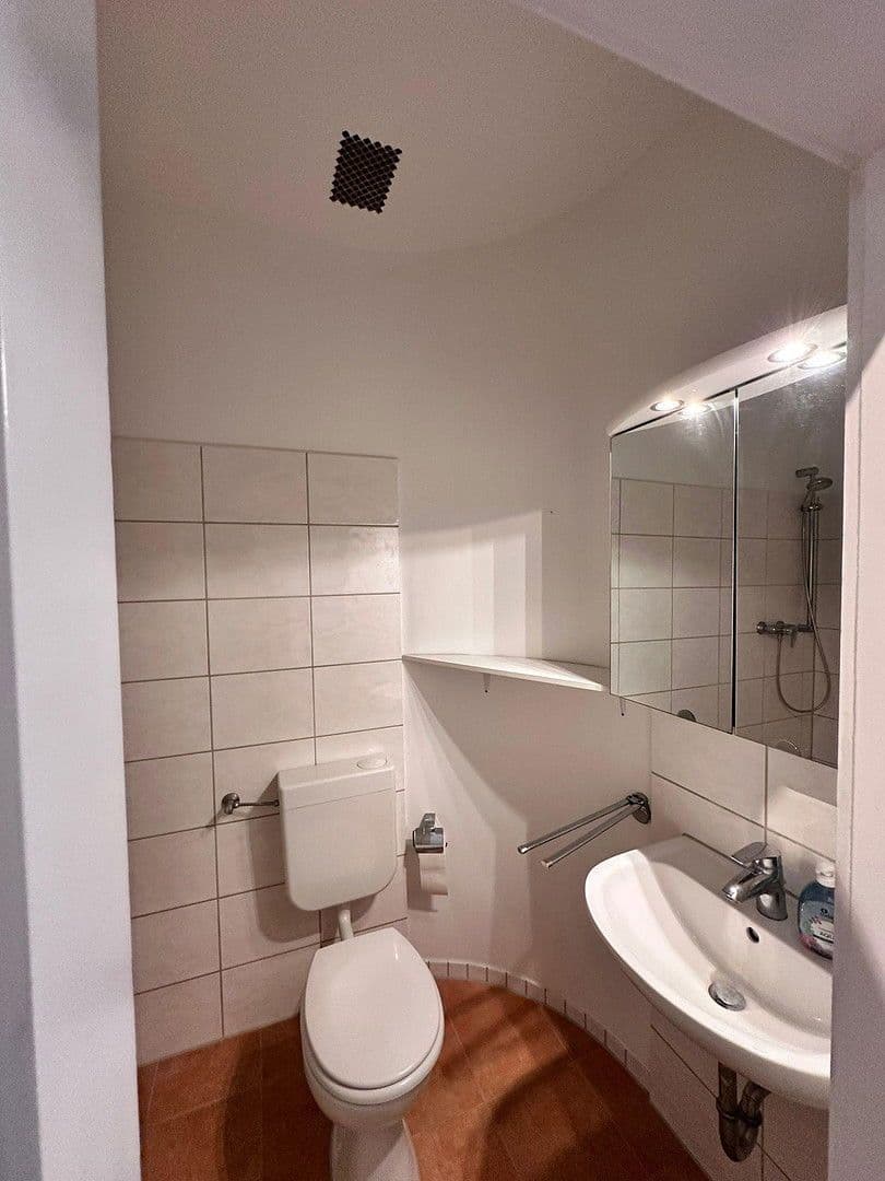 Prenájom bytu 1-izbový 23 m², Kohlhökerstrasse, Bremen, Brémy Prenájom bytu 1-izbový 23 m², Kohlhökerstrasse, Bremen, Brémy