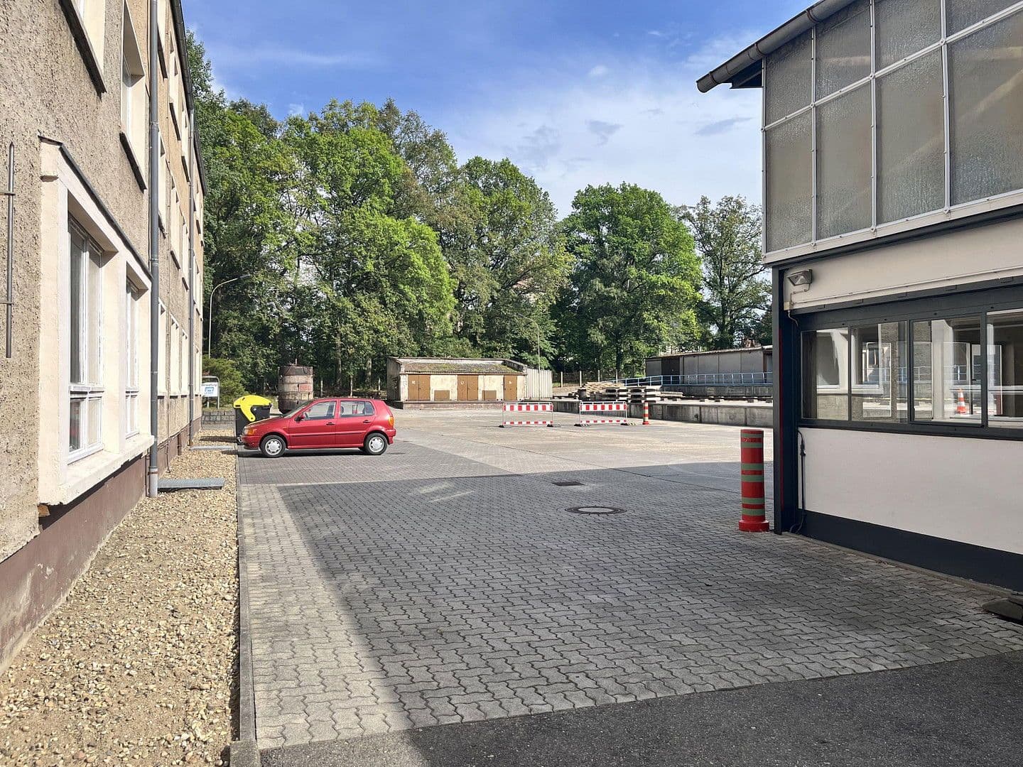 Predaj nebytového priestoru 9.536 m², Niesky, Sasko Predaj nebytového priestoru 9.536 m², Niesky, Sasko