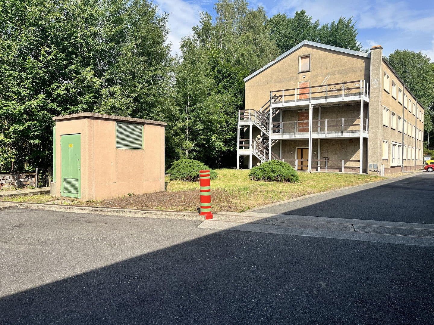 Predaj nebytového priestoru 9.536 m², Niesky, Sasko Predaj nebytového priestoru 9.536 m², Niesky, Sasko