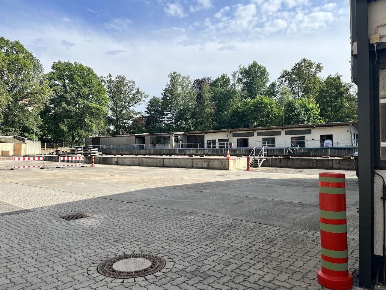 Predaj nebytového priestoru 9.536 m², Niesky, Sasko Predaj nebytového priestoru 9.536 m², Niesky, Sasko