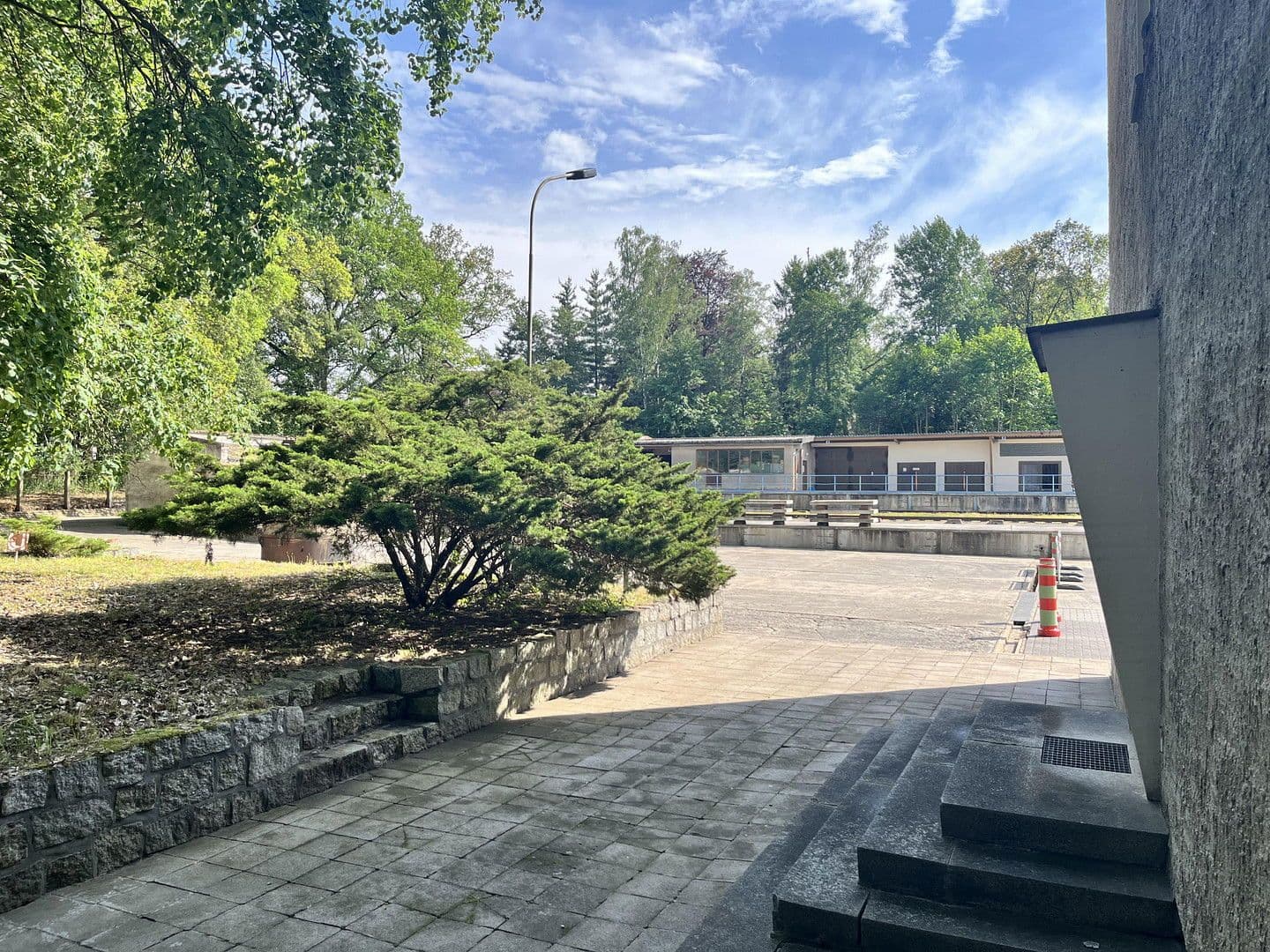 Predaj nebytového priestoru 9.536 m², Niesky, Sasko Predaj nebytového priestoru 9.536 m², Niesky, Sasko