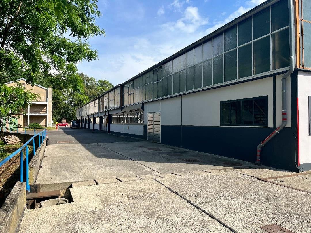 Predaj nebytového priestoru 9.536 m², Niesky, Sasko Predaj nebytového priestoru 9.536 m², Niesky, Sasko