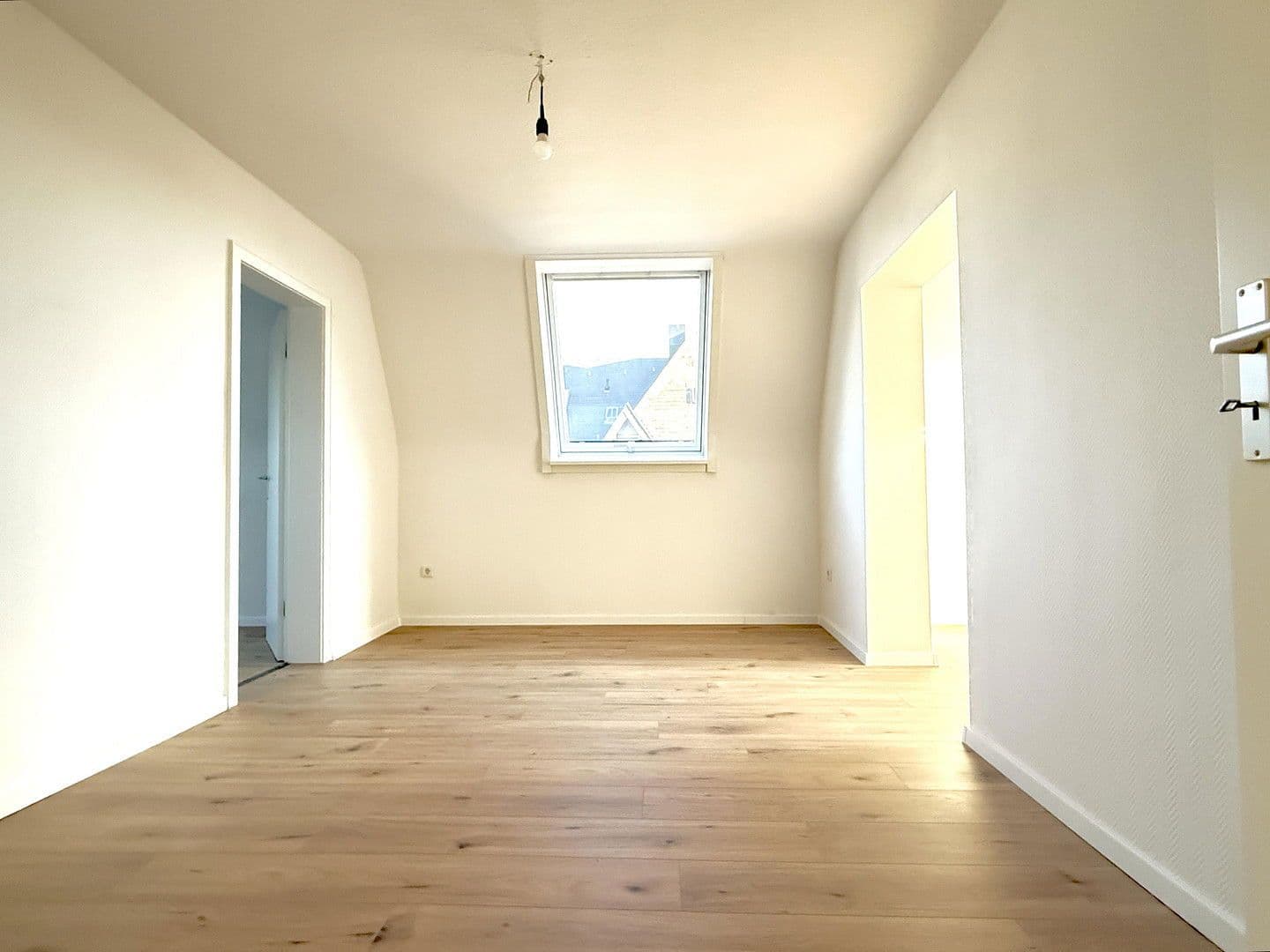 Prenájom bytu 3-izbový 65 m², Schwerter Str. 147, Hagen, Severné Porýnie - Westfálsko Prenájom bytu 3-izbový 65 m², Schwerter Str. 147, Hagen, Severné Porýnie - Westfálsko