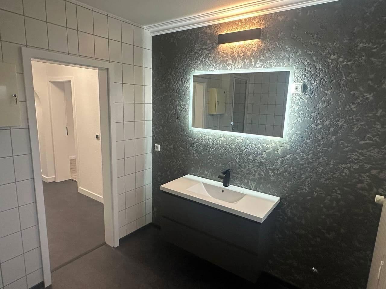 Predaj bytu 3-izbový 90 m², Oberhausen-Rheinhausen, Bádensko-Wurttembersko Predaj bytu 3-izbový 90 m², Oberhausen-Rheinhausen, Bádensko-Wurttembersko