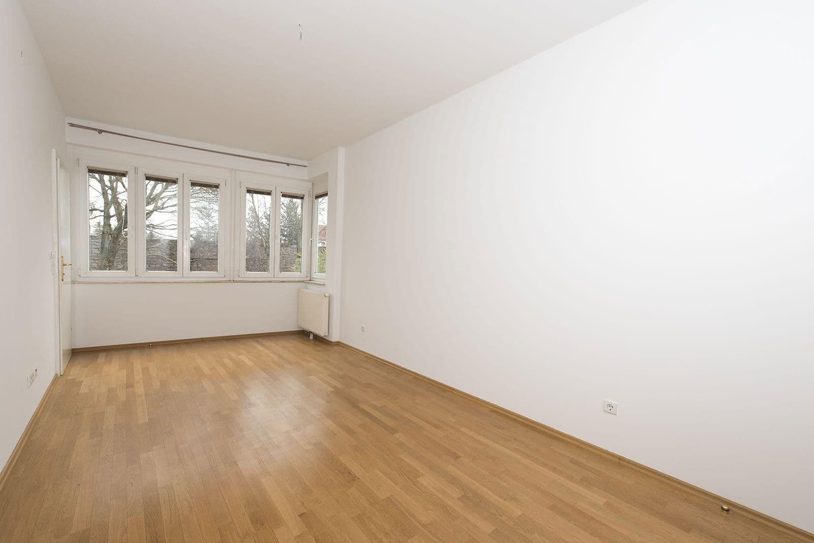 Prenájom bytu 3-izbový 96 m², Wien, Viedeň Prenájom bytu 3-izbový 96 m², Wien, Viedeň