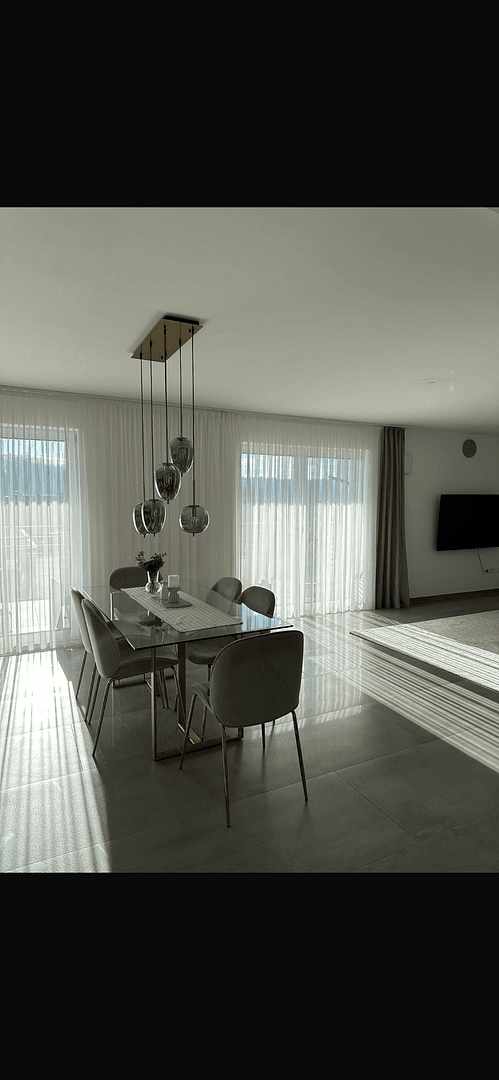 Prenájom bytu 4-izbový 126 m², Unterhausen, Bavorsko Prenájom bytu 4-izbový 126 m², Unterhausen, Bavorsko