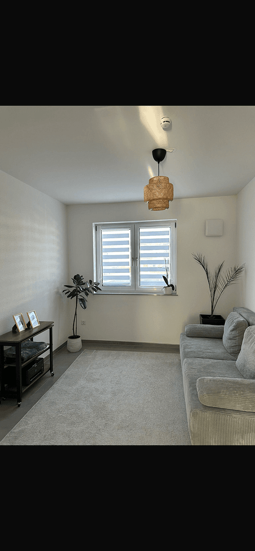 Prenájom bytu 4-izbový 126 m², Unterhausen, Bavorsko Prenájom bytu 4-izbový 126 m², Unterhausen, Bavorsko