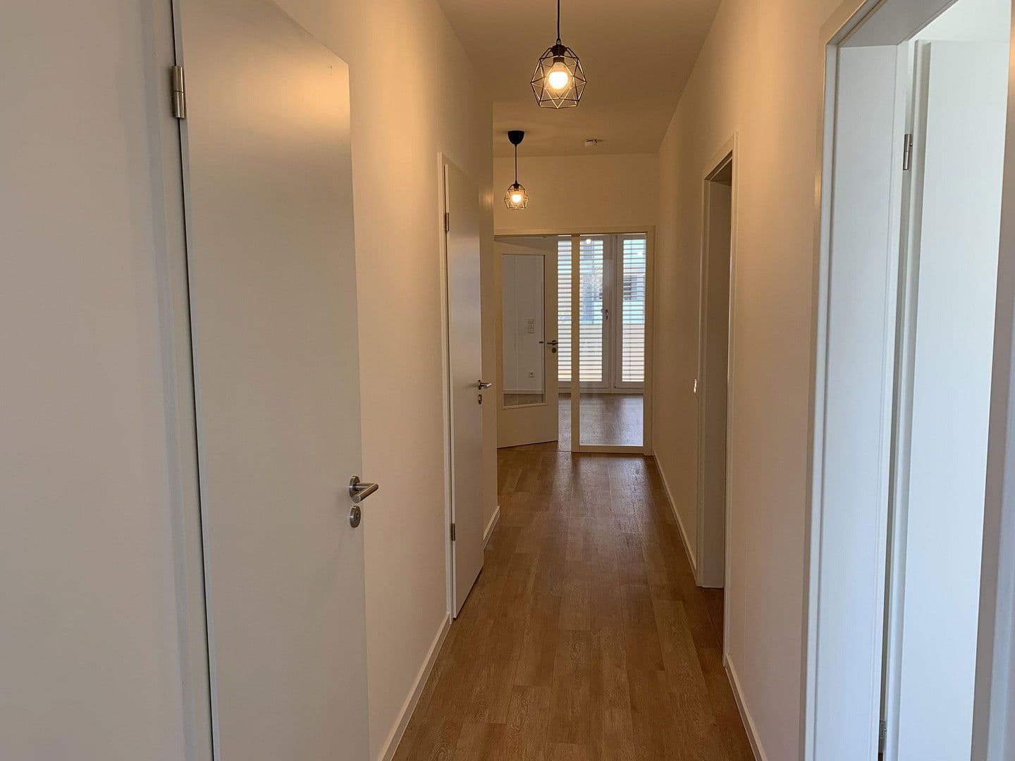 Prenájom bytu 3-izbový 84 m², Stallschreiberstr 24, Berlin, Berlín Prenájom bytu 3-izbový 84 m², Stallschreiberstr 24, Berlin, Berlín