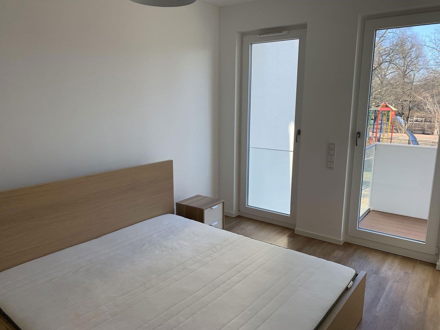 Prenájom bytu 3-izbový 84 m², Stallschreiberstr 24, Berlin, Berlín Prenájom bytu 3-izbový 84 m², Stallschreiberstr 24, Berlin, Berlín