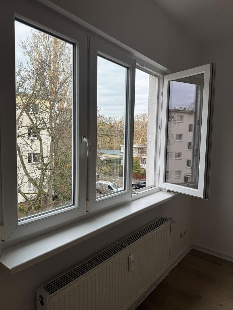 Predaj bytu 2-izbový 55 m², Ilmenauerstr., Berlin, Berlín Predaj bytu 2-izbový 55 m², Ilmenauerstr., Berlin, Berlín