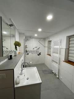 Predaj domu 220 m², pozemek 1.585 m², Dorfstrasse 2-3, Krummin, Meklenbursko-Predpomoransko Predaj domu 220 m², pozemek 1.585 m², Dorfstrasse 2-3, Krummin, Meklenbursko-Predpomoransko