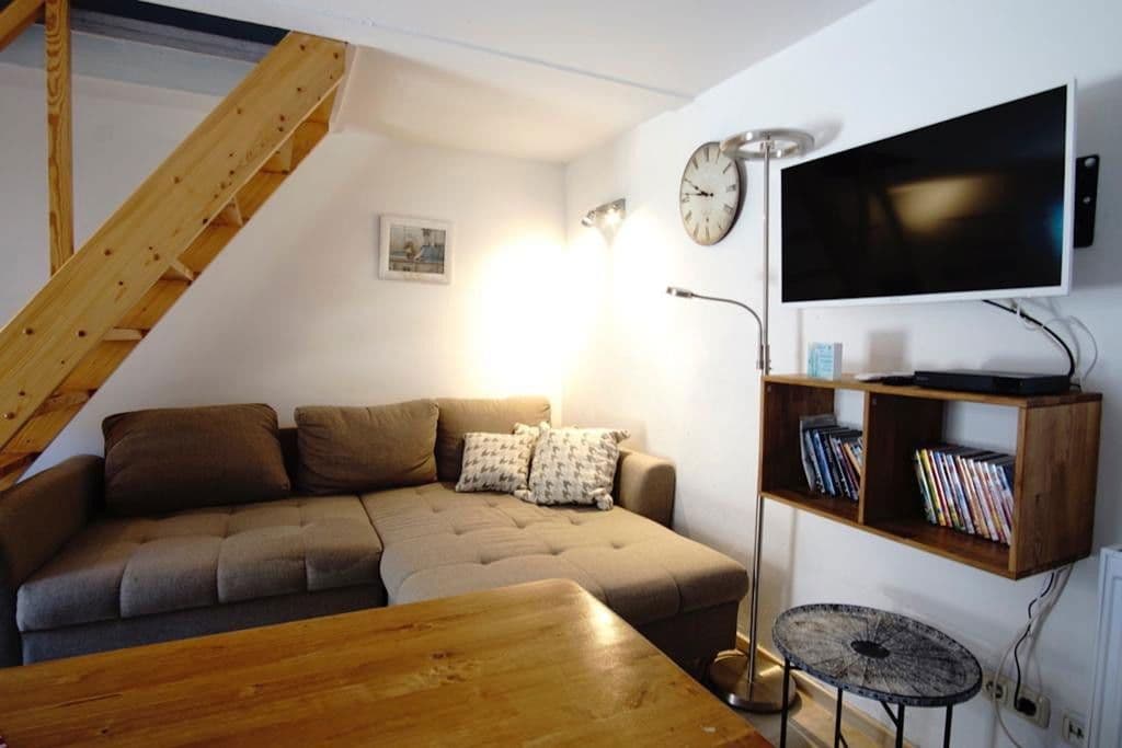 Predaj domu 220 m², pozemek 1.585 m², Dorfstrasse 2-3, Krummin, Meklenbursko-Predpomoransko Predaj domu 220 m², pozemek 1.585 m², Dorfstrasse 2-3, Krummin, Meklenbursko-Predpomoransko