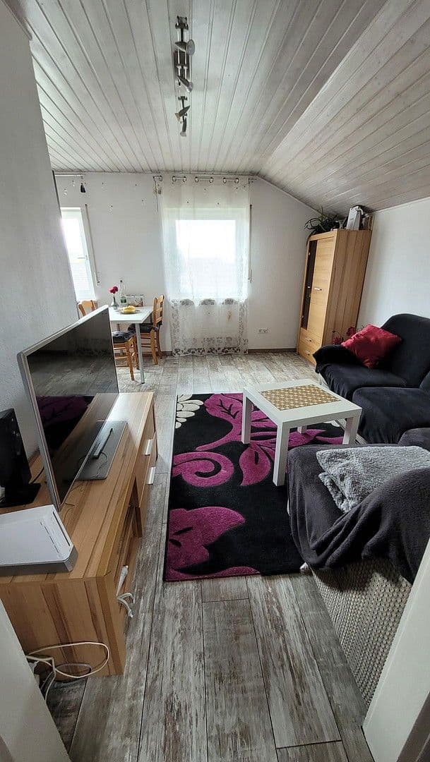 Prenájom bytu 1-izbový 36 m², Johann-Peter-Hebel Str. 20, Schliengen, Bádensko-Wurttembersko Prenájom bytu 1-izbový 36 m², Johann-Peter-Hebel Str. 20, Schliengen, Bádensko-Wurttembersko