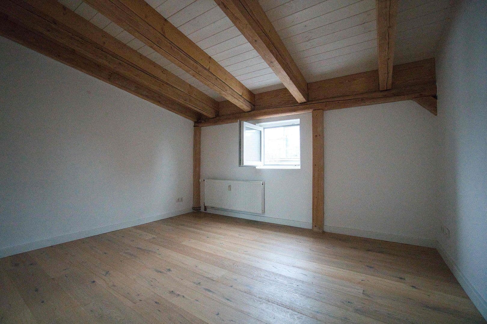 Predaj bytu 3-izbový 82 m², Eckernförder Str. 56, Kiel, Šlezvicko-Holštajnsko Predaj bytu 3-izbový 82 m², Eckernförder Str. 56, Kiel, Šlezvicko-Holštajnsko