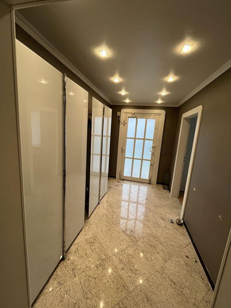 Predaj domu 230 m², pozemek 1.463 m², Königgrätzerstr. 12, Solingen, Severné Porýnie - Westfálsko Predaj domu 230 m², pozemek 1.463 m², Königgrätzerstr. 12, Solingen, Severné Porýnie - Westfálsko