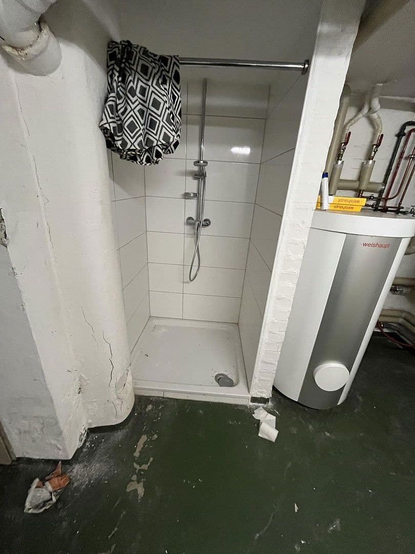 Predaj domu 230 m², pozemek 1.463 m², Königgrätzerstr. 12, Solingen, Severné Porýnie - Westfálsko Predaj domu 230 m², pozemek 1.463 m², Königgrätzerstr. 12, Solingen, Severné Porýnie - Westfálsko