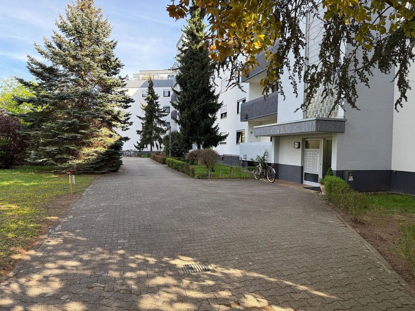 Prenájom bytu 3-izbový 98 m², Rubensstraße 25, Karlsruhe, Bádensko-Wurttembersko Prenájom bytu 3-izbový 98 m², Rubensstraße 25, Karlsruhe, Bádensko-Wurttembersko