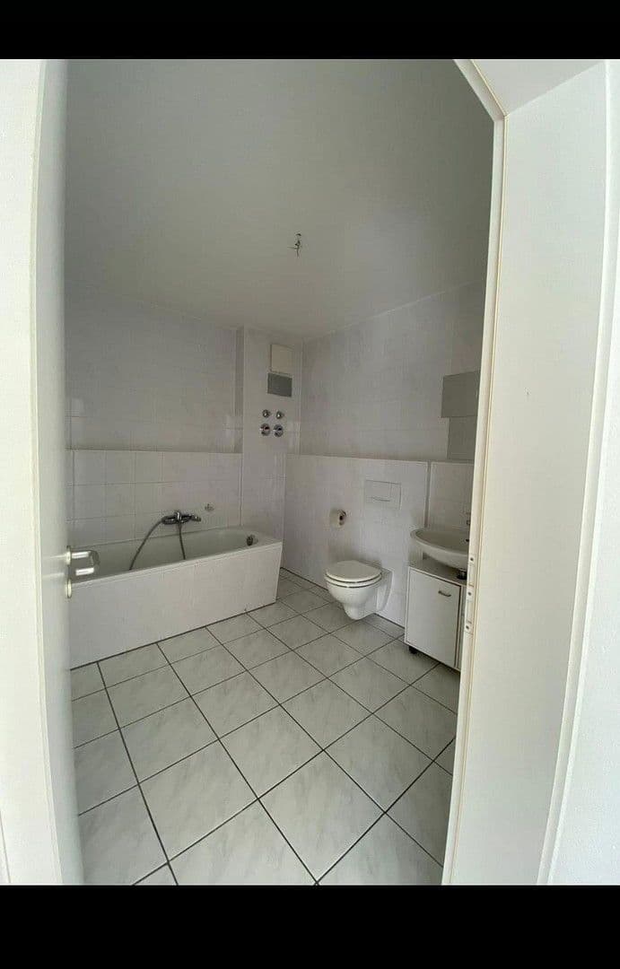 Prenájom bytu 1-izbový 35 m², Bachwiesenstraße 17, Bad Vilbel, Hesensko Prenájom bytu 1-izbový 35 m², Bachwiesenstraße 17, Bad Vilbel, Hesensko