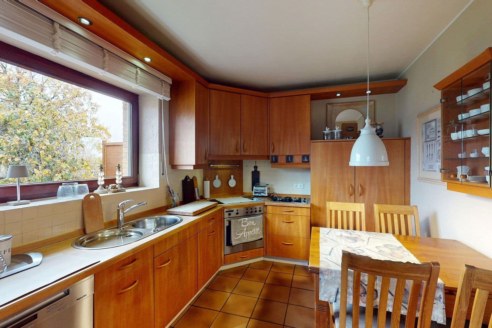 Predaj domu 145 m², pozemek 473 m², Erftstadt, Severné Porýnie - Westfálsko Predaj domu 145 m², pozemek 473 m², Erftstadt, Severné Porýnie - Westfálsko