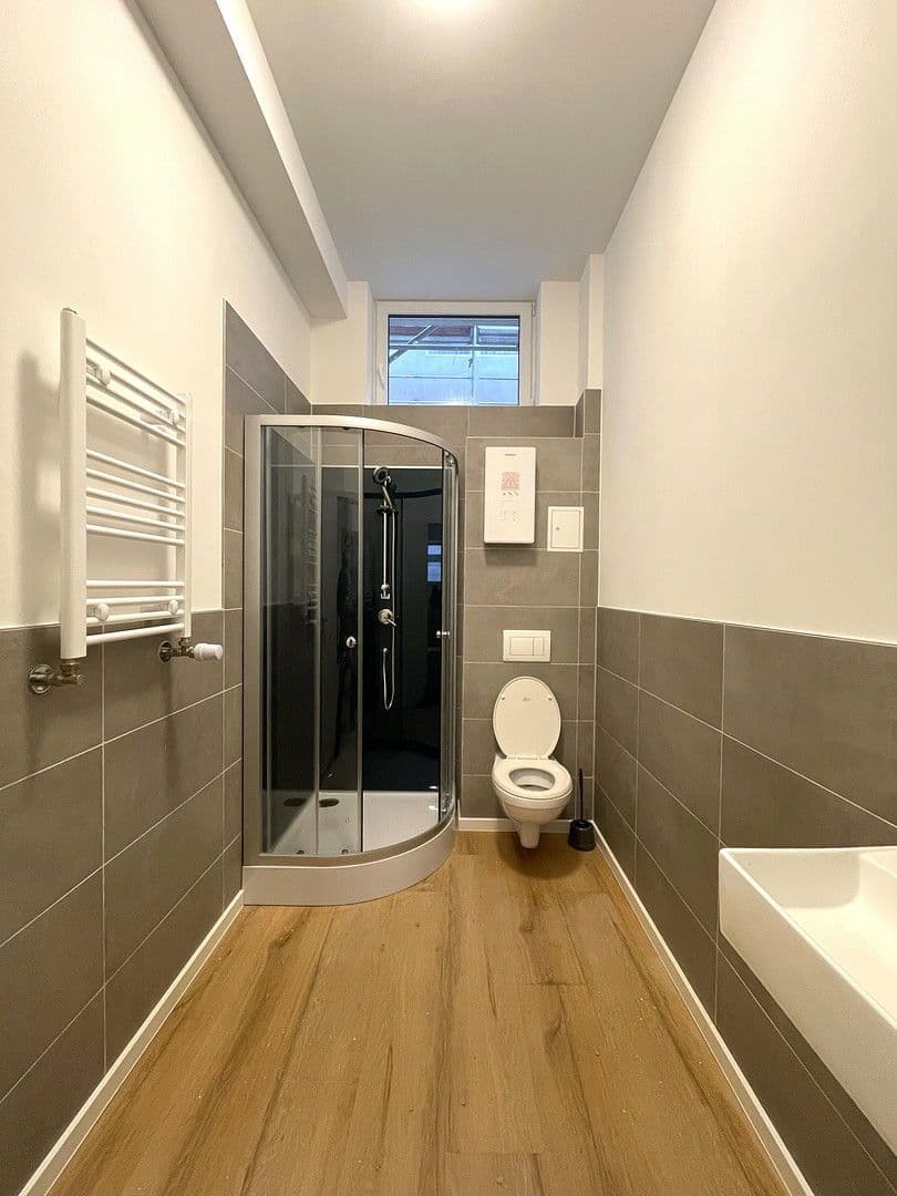 Prenájom bytu 2-izbový 75 m², Mühlstr. 45, Kaiserlautern, Porýnie-Falcko Prenájom bytu 2-izbový 75 m², Mühlstr. 45, Kaiserlautern, Porýnie-Falcko