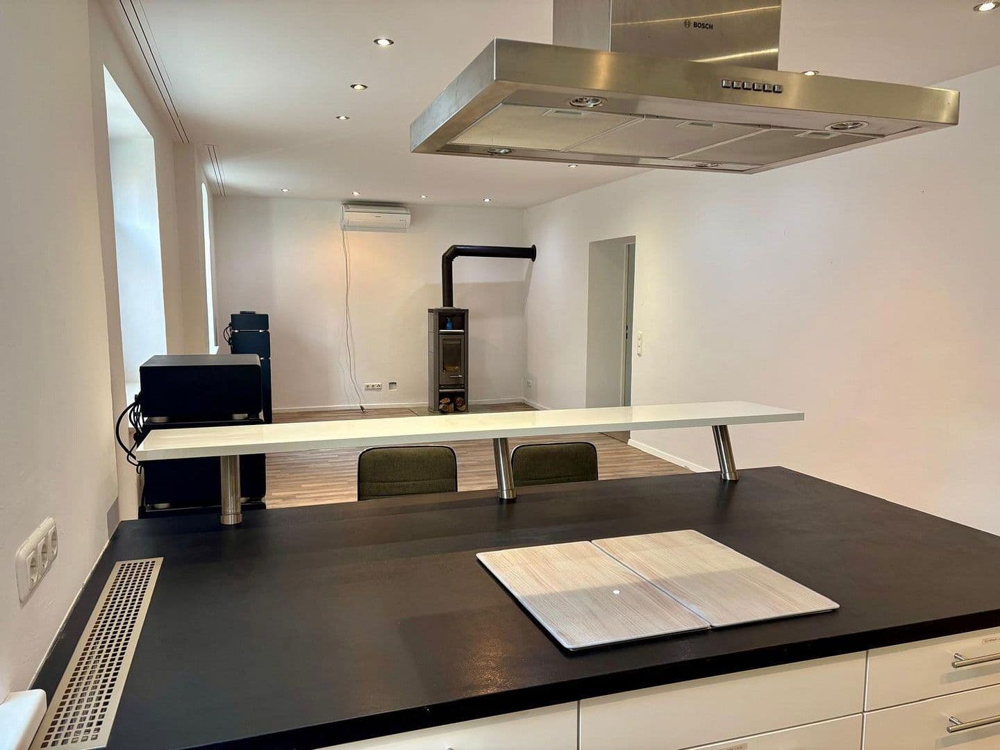 Prenájom bytu 5-izbový 143 m², Wels, Horné Rakúsko Prenájom bytu 5-izbový 143 m², Wels, Horné Rakúsko