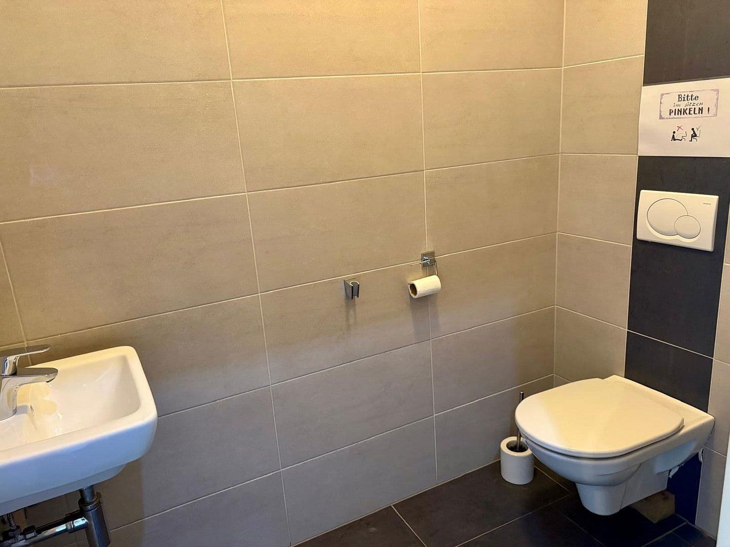 Prenájom bytu 5-izbový 143 m², Wels, Horné Rakúsko Prenájom bytu 5-izbový 143 m², Wels, Horné Rakúsko