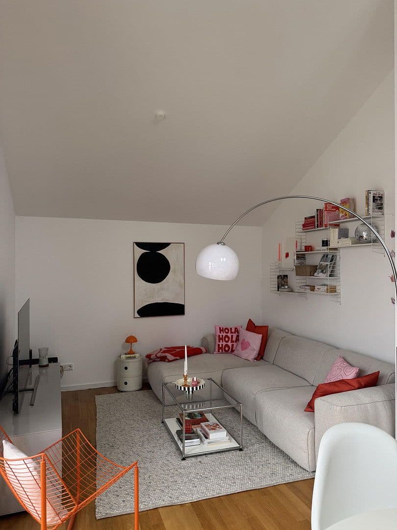 Prenájom bytu 2-izbový 70 m², Marktstraße 53, Frankfurt, Hesensko Prenájom bytu 2-izbový 70 m², Marktstraße 53, Frankfurt, Hesensko