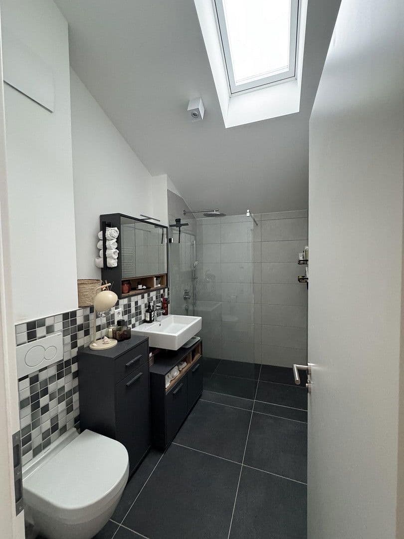 Prenájom bytu 2-izbový 70 m², Marktstraße 53, Frankfurt, Hesensko Prenájom bytu 2-izbový 70 m², Marktstraße 53, Frankfurt, Hesensko