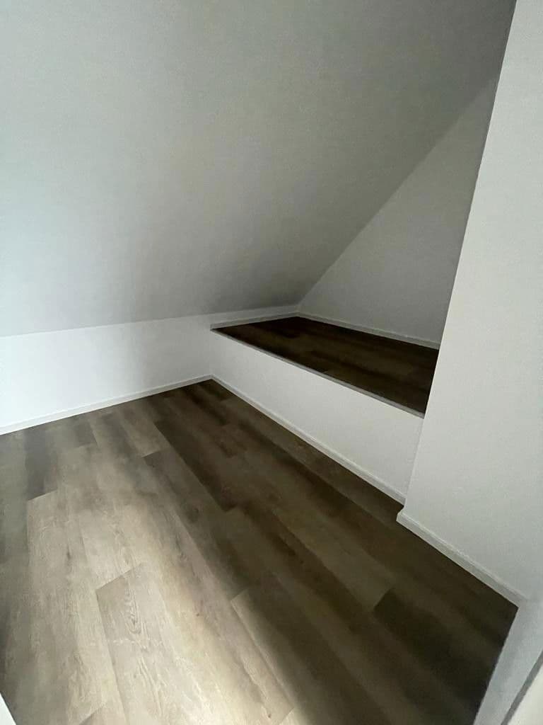 Prenájom bytu 3-izbový 115 m², Poststraße 1, Bienenbüttel, Dolné Sasko Prenájom bytu 3-izbový 115 m², Poststraße 1, Bienenbüttel, Dolné Sasko