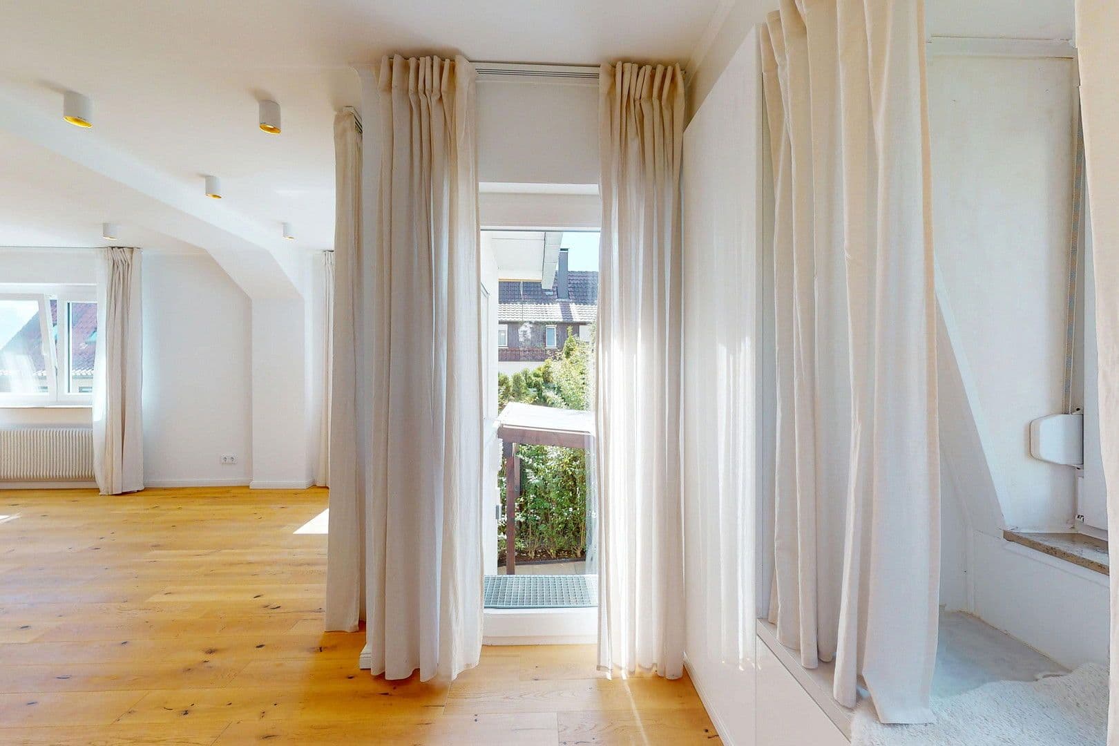 Predaj bytu 3-izbový 110 m², Schönaich, Bádensko-Wurttembersko Predaj bytu 3-izbový 110 m², Schönaich, Bádensko-Wurttembersko