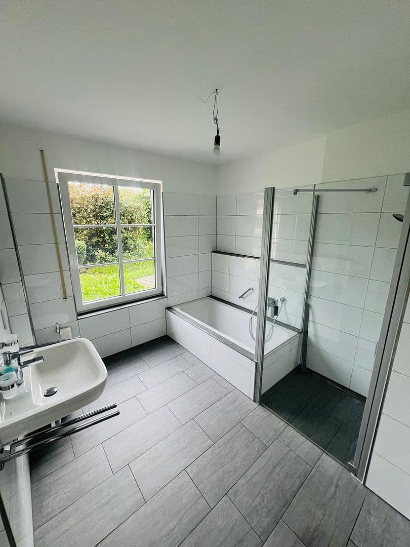 Prenájom bytu 2-izbový 93 m², Geothestraße 9, Langenargen, Bádensko-Wurttembersko Prenájom bytu 2-izbový 93 m², Geothestraße 9, Langenargen, Bádensko-Wurttembersko