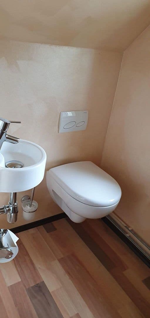 Predaj domu 185 m², pozemek 508 m², Talblick 2, Vöhrenbach, Bádensko-Wurttembersko Predaj domu 185 m², pozemek 508 m², Talblick 2, Vöhrenbach, Bádensko-Wurttembersko