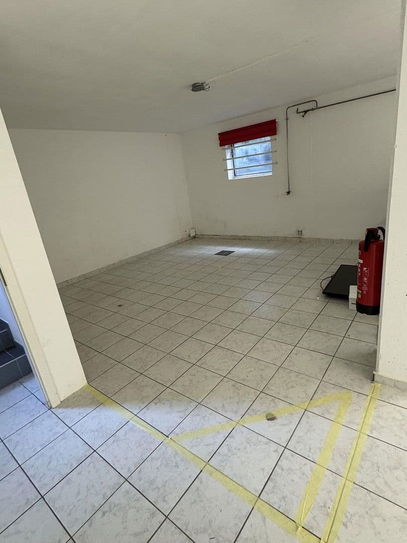 Predaj kancelárie 218 m², Augsburger Straße 14, Fischach, Bavorsko Predaj kancelárie 218 m², Augsburger Straße 14, Fischach, Bavorsko