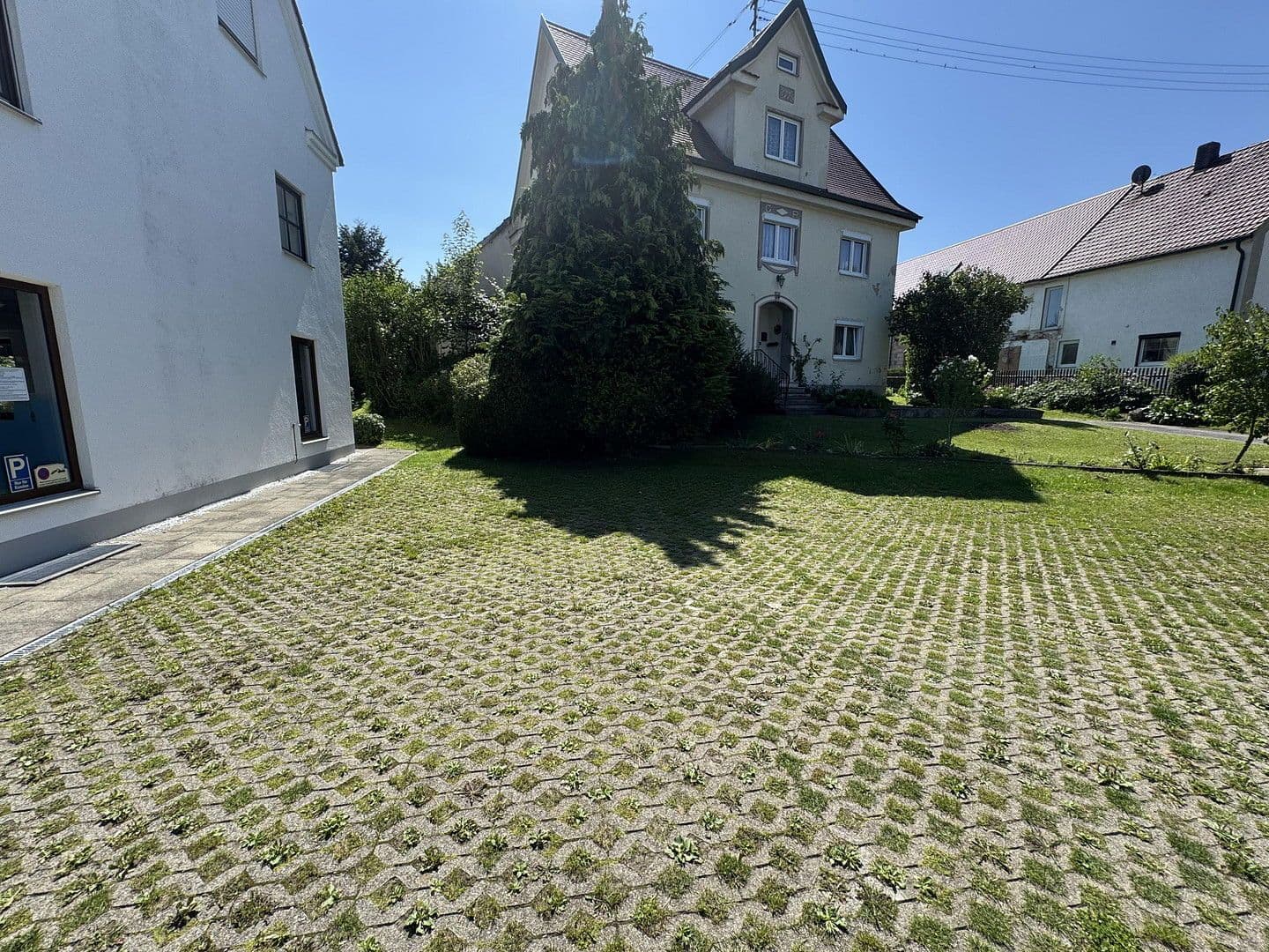 Predaj kancelárie 218 m², Augsburger Straße 14, Fischach, Bavorsko Predaj kancelárie 218 m², Augsburger Straße 14, Fischach, Bavorsko